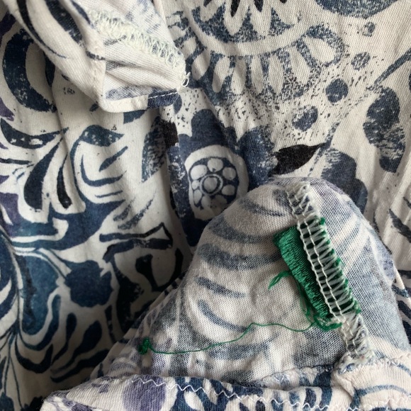 ๐ 3/$12 LAUREN by Ralph Lauren DONATED - Picture 4 of 5